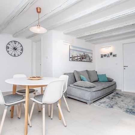 Apartman Dioniz Split Exteriör bild