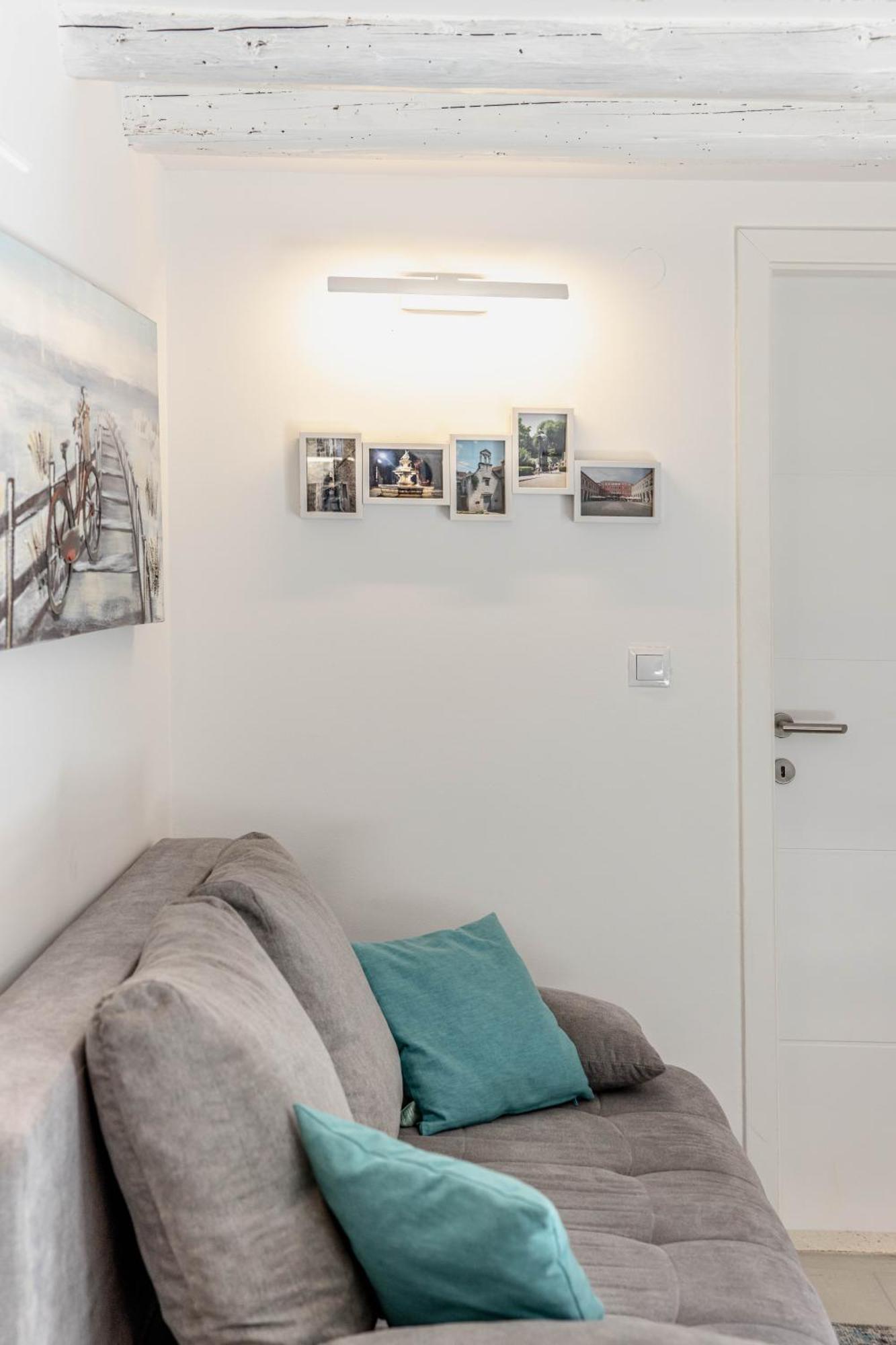 Apartman Dioniz Split Exteriör bild