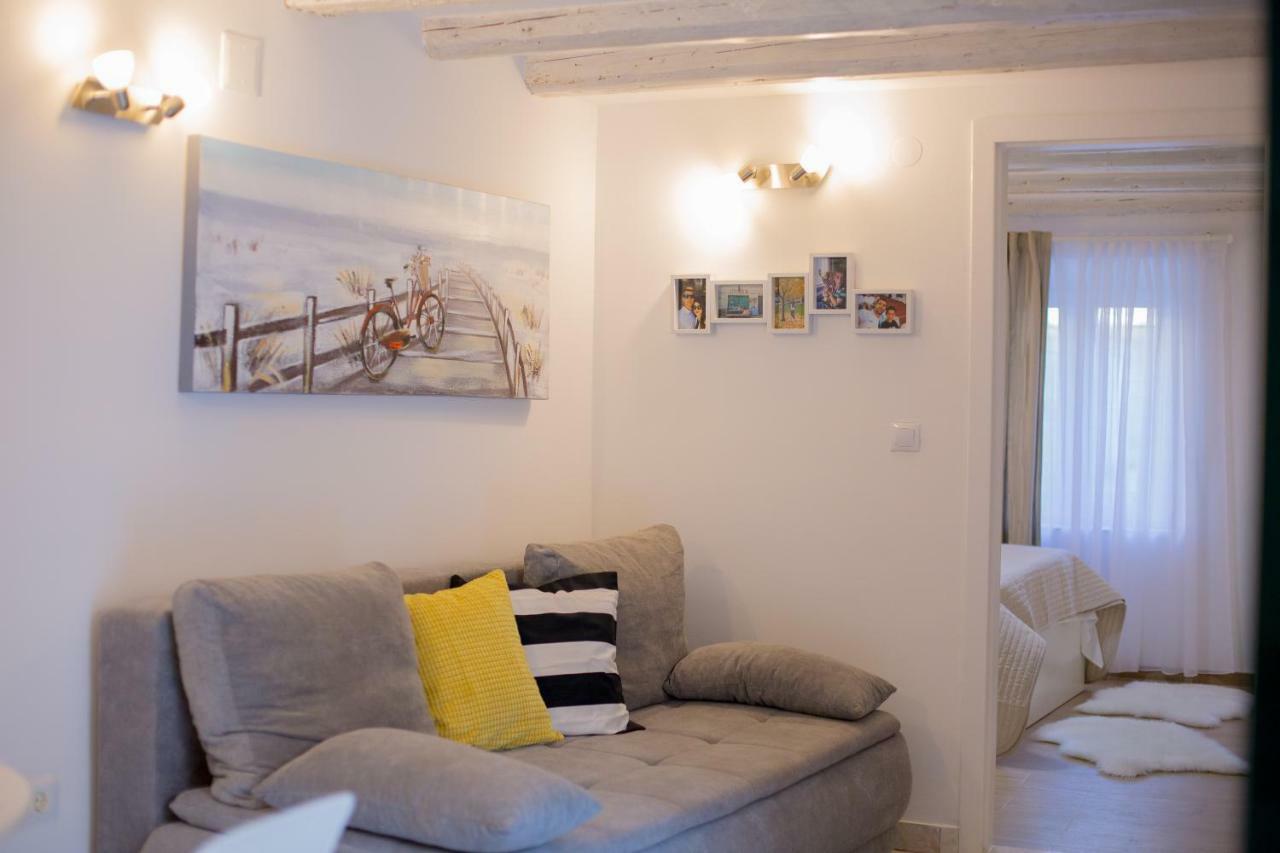 Apartman Dioniz Split Exteriör bild