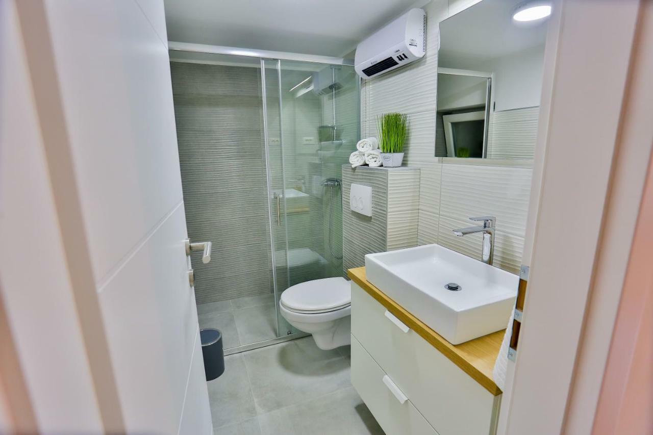 Apartman Dioniz Split Exteriör bild