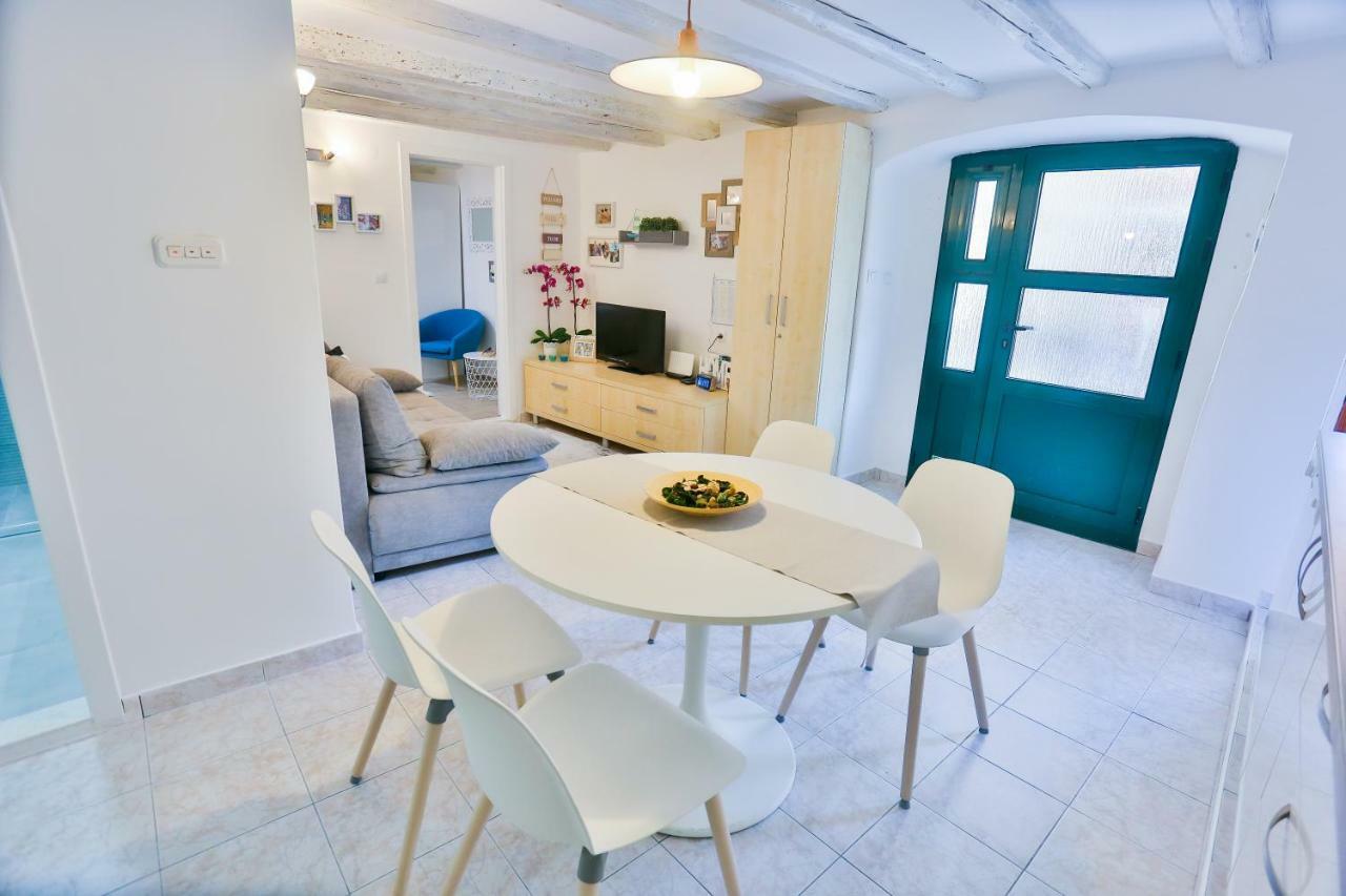 Apartman Dioniz Split Exteriör bild